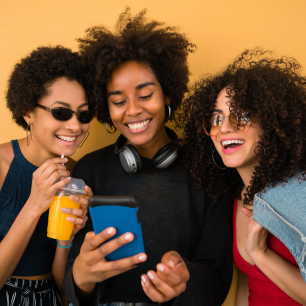 groupe filles cheveux texturés nappy